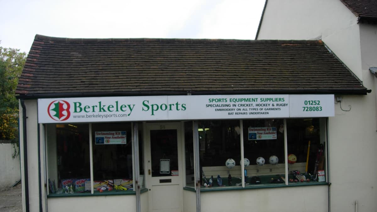Thief breaks into independent sports shop in Upper Hale Road, Farnham
